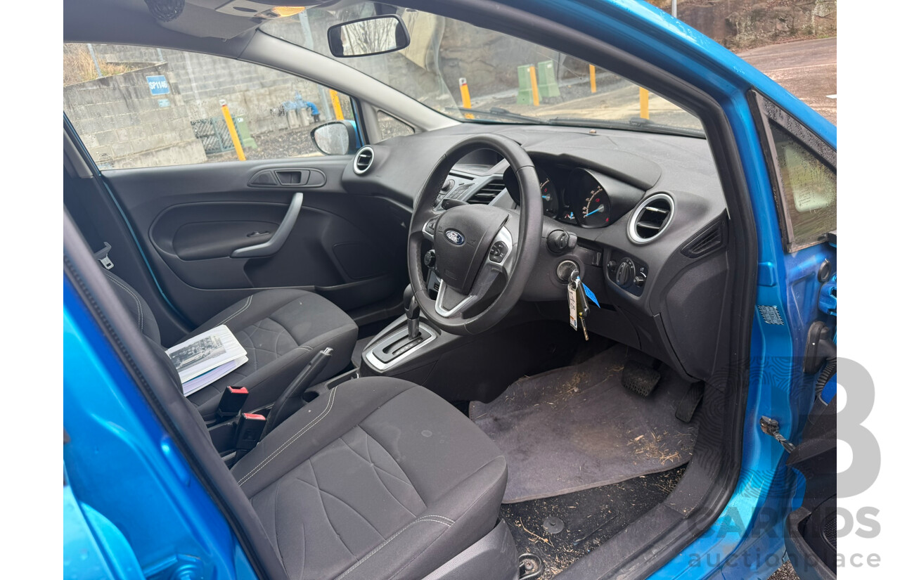 09/2013 Ford Fiesta LX FWD WT 5D Hatchback Blue 1.6L