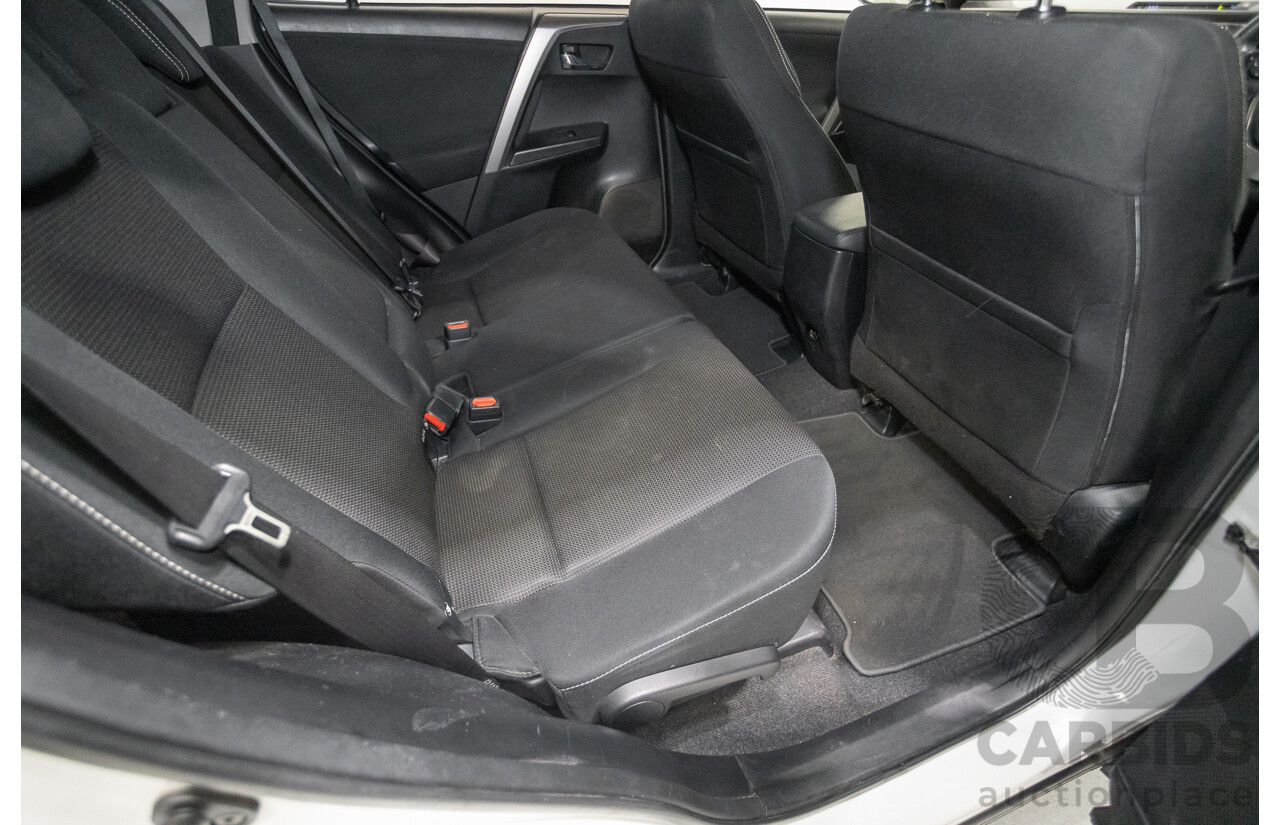 07/2018 Toyota Rav4 GXL ZSA42R MY16 4D Wagon Glacier White