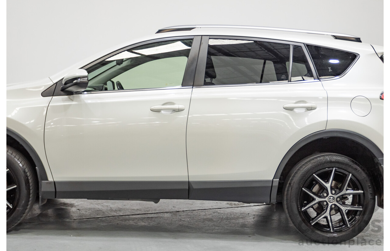 07/2018 Toyota Rav4 GXL ZSA42R MY16 4D Wagon Glacier White