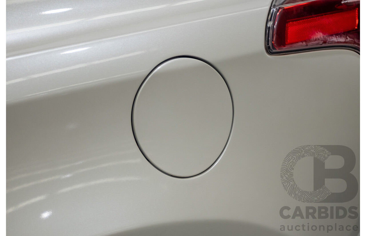 07/2018 Toyota Rav4 GXL ZSA42R MY16 4D Wagon Glacier White