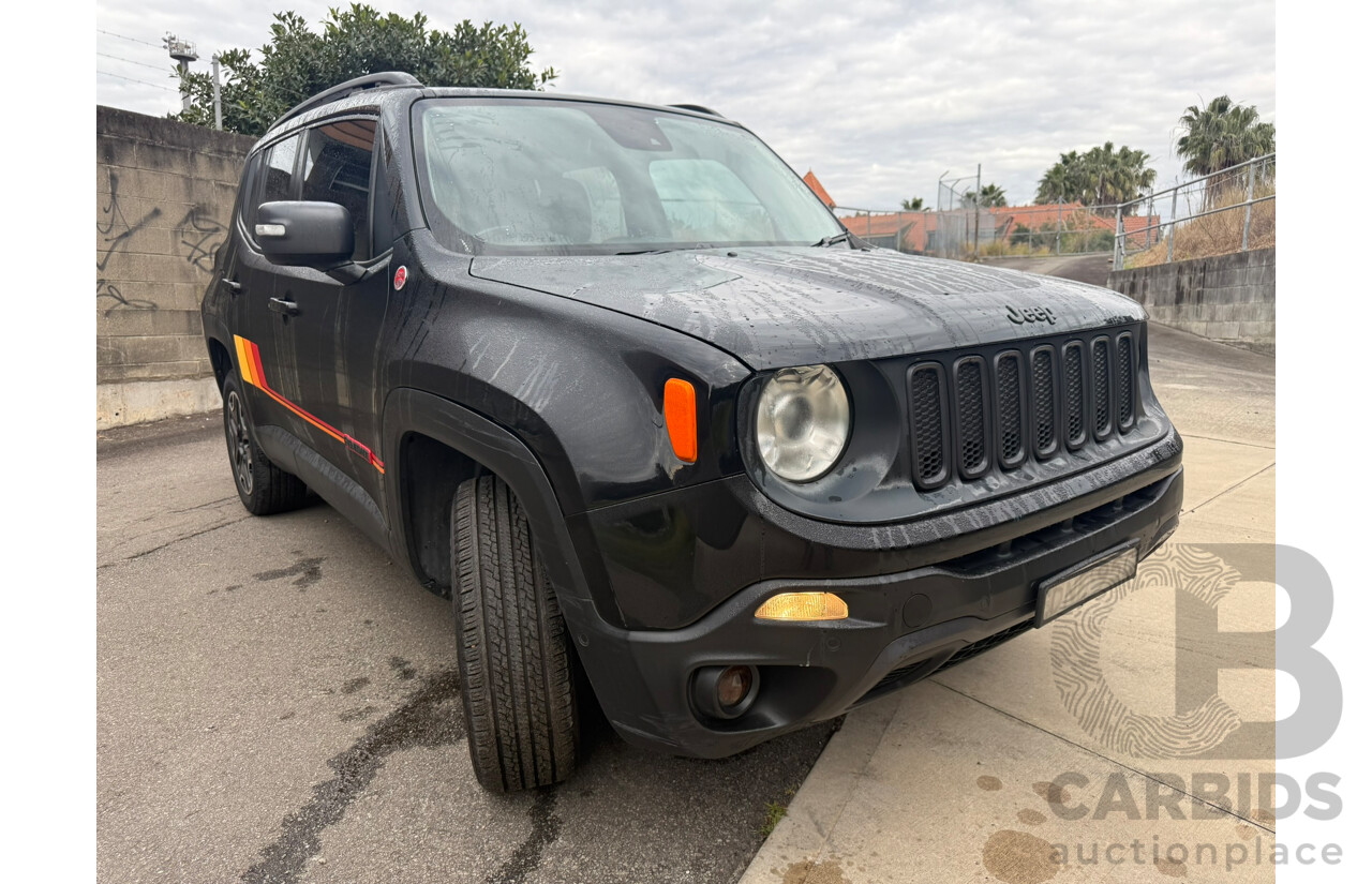 03/2017 Jeep Renegade TRAILHAWK AWD BU 4D Wagon Black 2.4L