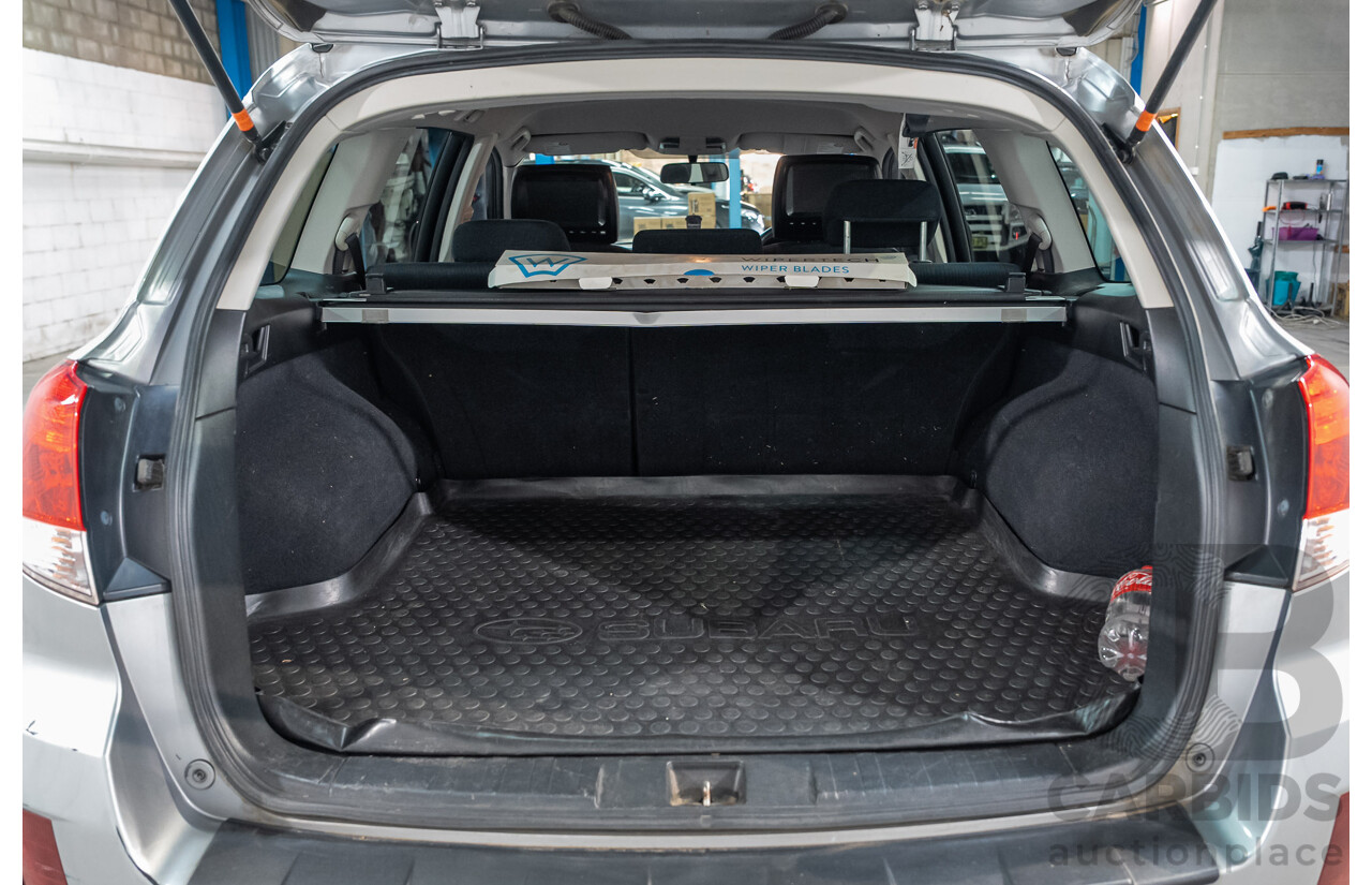 03/2010 Subaru Outback 2.5i AWD MY10 4d Wagon Silver 2.5L