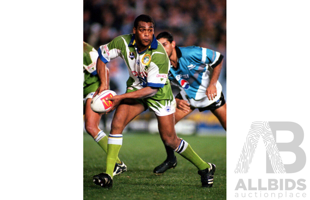 Two Canberra Raiders Underground Spirits 40th Anniversary Gin and Box - Personally Signed by John Ferguson #75 and Ken Nagas #146