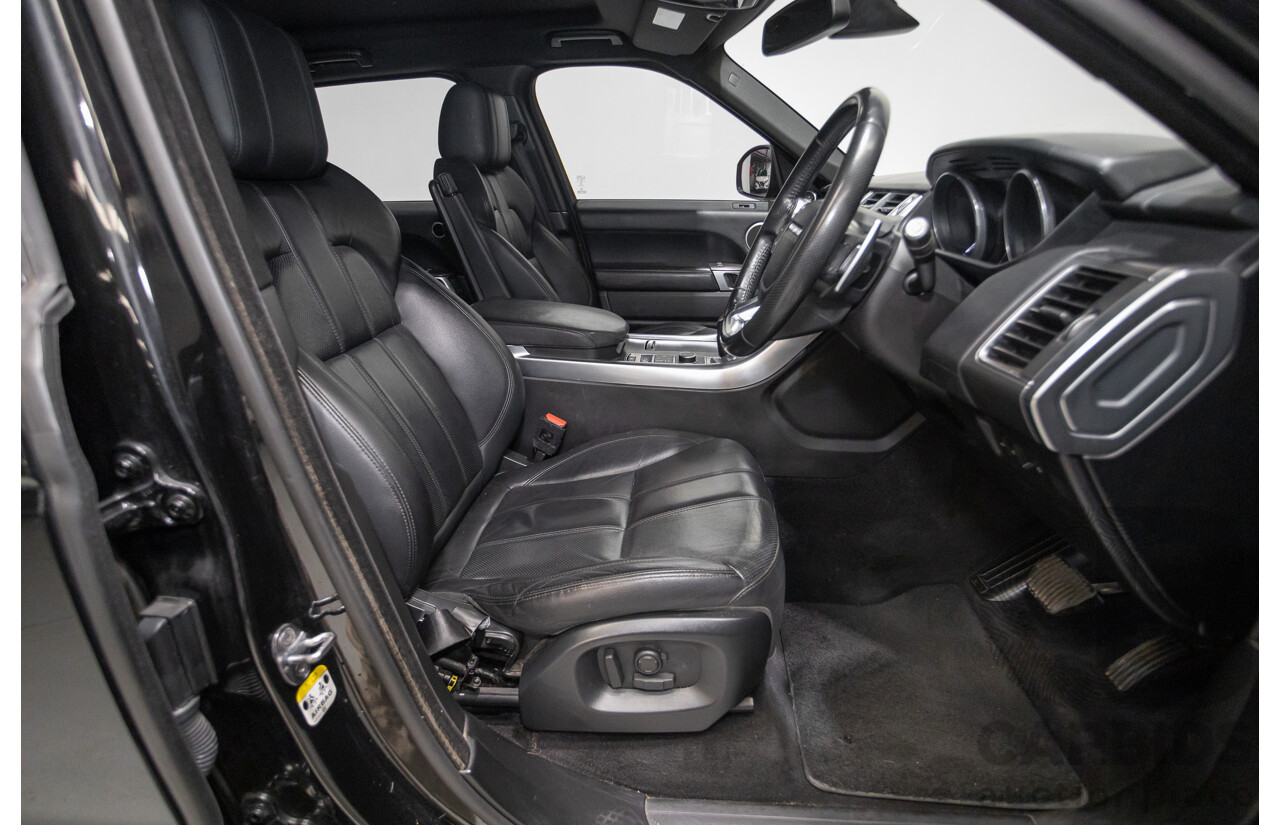 6/2016 Range Rover Range Rover Sport 3.0 TDV6 SE (AWD) LW MY16 4d Wagon Santorini Black Metallic Turbo Diesel V6 3.0L