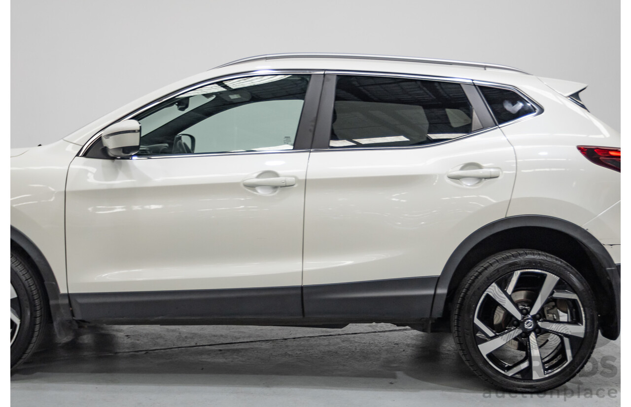 12/2018 Nissan Qashqai Ti J11 MY18 4D Wagon White 2.0L