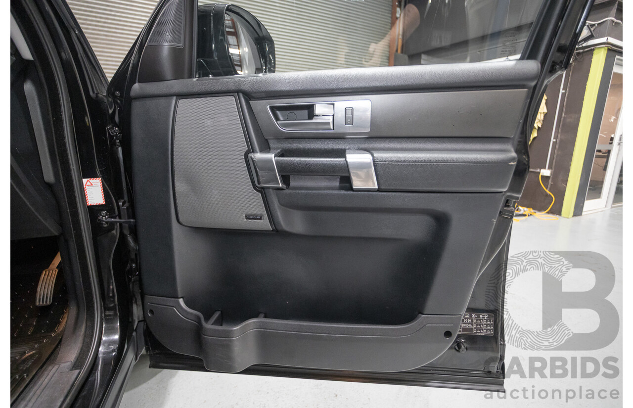 11/2014 Land Rover Discovery 3.0 TDV6 (4x4) MY15 4D Wagon Santorini Black Metallic Turbo Diesel 3.0L - 7 Seater