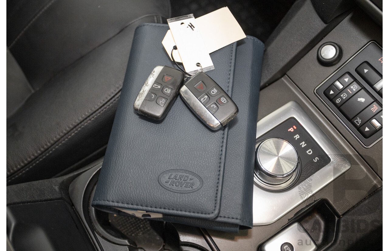 11/2014 Land Rover Discovery 3.0 TDV6 (4x4) MY15 4D Wagon Santorini Black Metallic Turbo Diesel 3.0L - 7 Seater