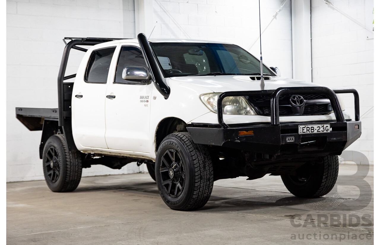 09/2009 Toyota Hilux SR (4x4) KUN26R 08 Upgrade Dual C/Chas Arctic White Turbo Diesel 3.0L