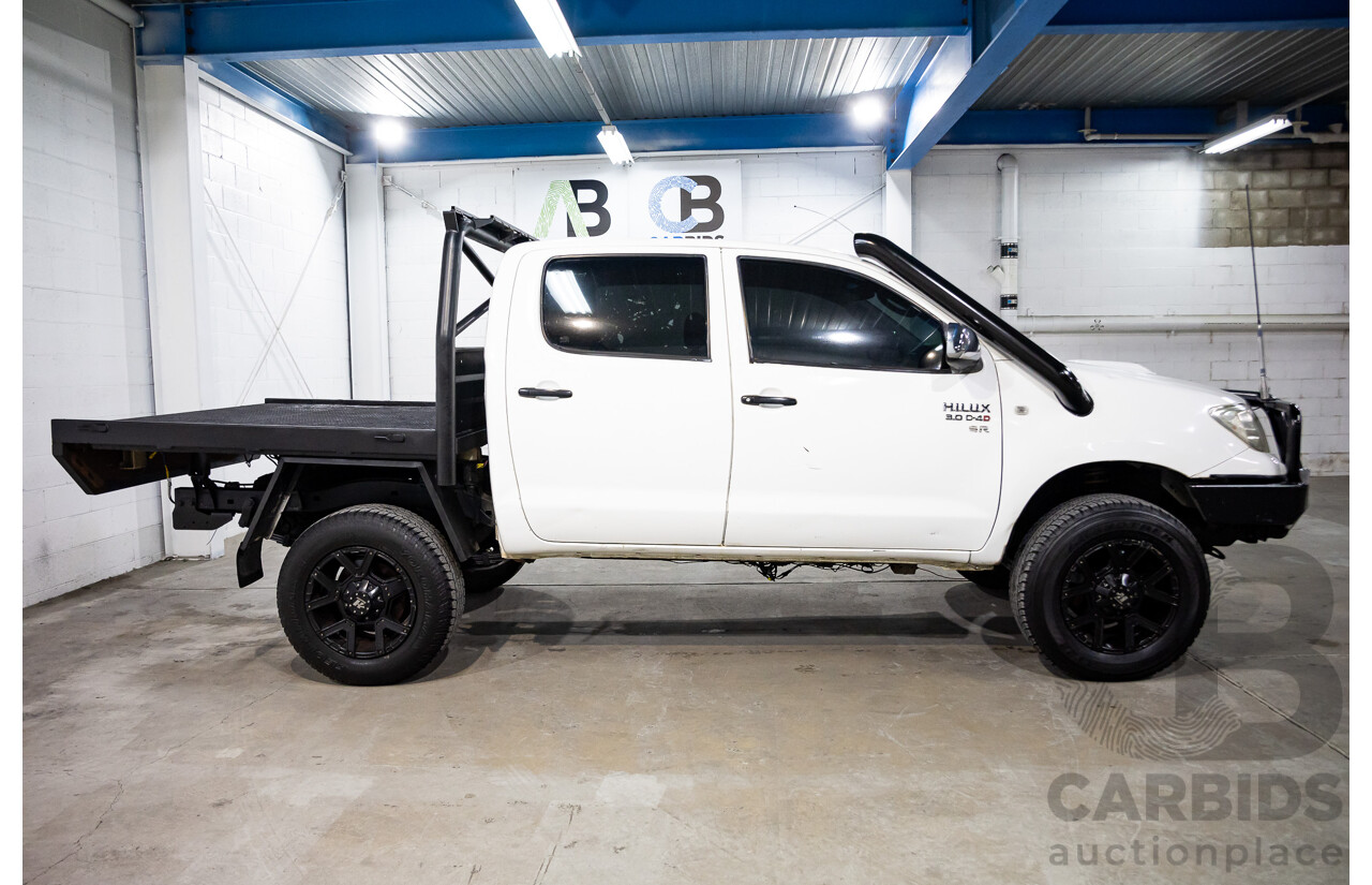 09/2009 Toyota Hilux SR (4x4) KUN26R 08 Upgrade Dual C/Chas Arctic White Turbo Diesel 3.0L
