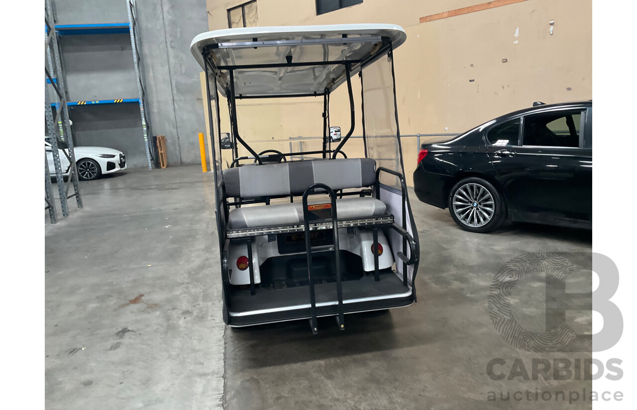 Six-Seater Electric Golf Buggy