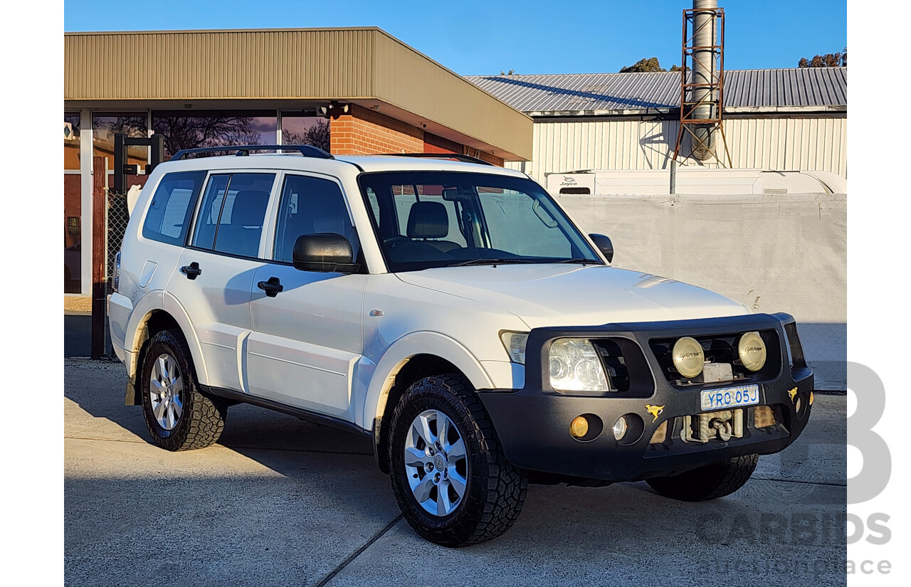 07/2010 Mitsubishi Pajero GLX LWB (4x4) NT MY10 4d Wagon White 3.2L