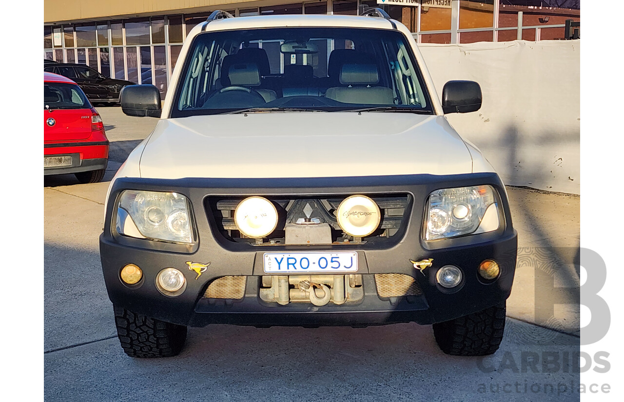 07/2010 Mitsubishi Pajero GLX LWB (4x4) NT MY10 4d Wagon White 3.2L