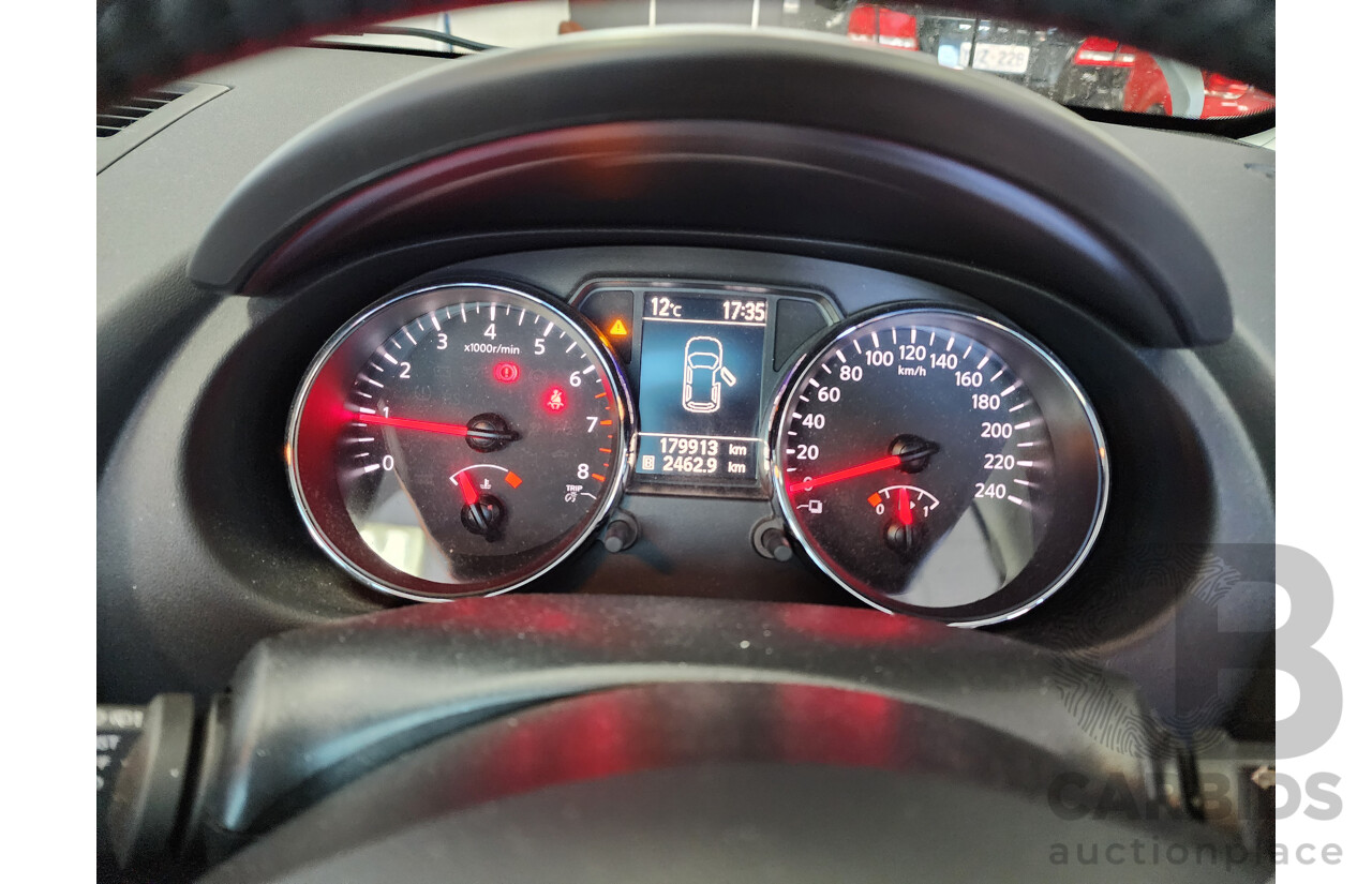 10/2013 Nissan Dualis Ti-L (4x2) J10 MY13 4d Wagon White 2.0L