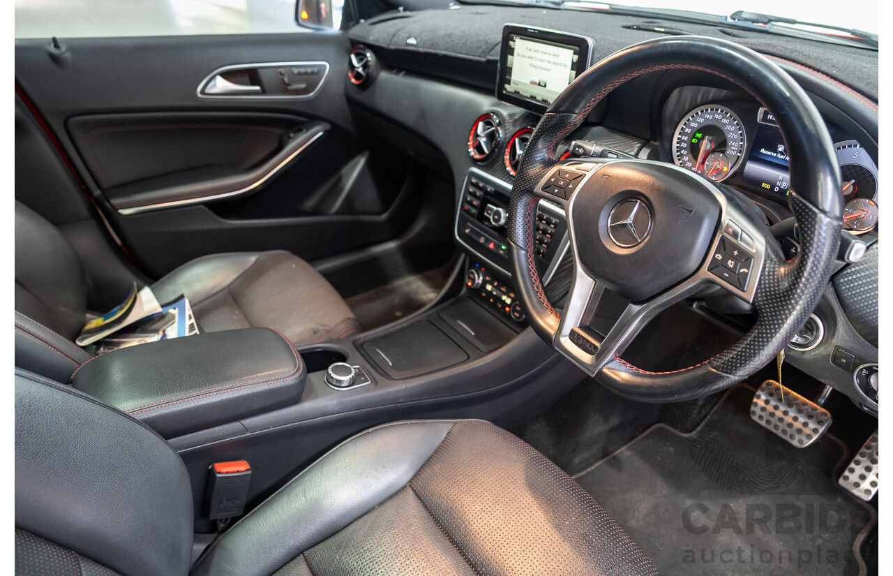 03/2014 Mercedes-Benz A250 Sport 176 MY14 5d Hatchback Red Turbo 2.0L