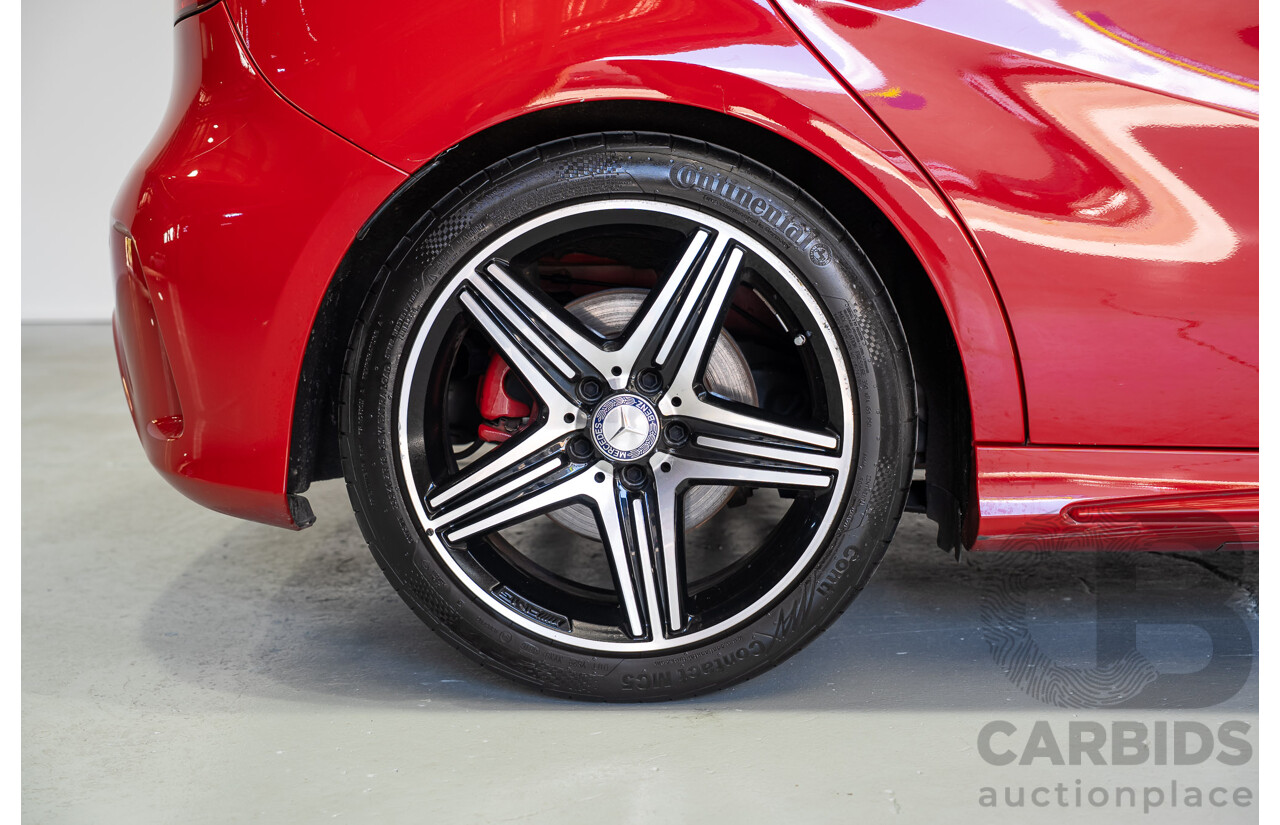 03/2014 Mercedes-Benz A250 Sport 176 MY14 5d Hatchback Red Turbo 2.0L