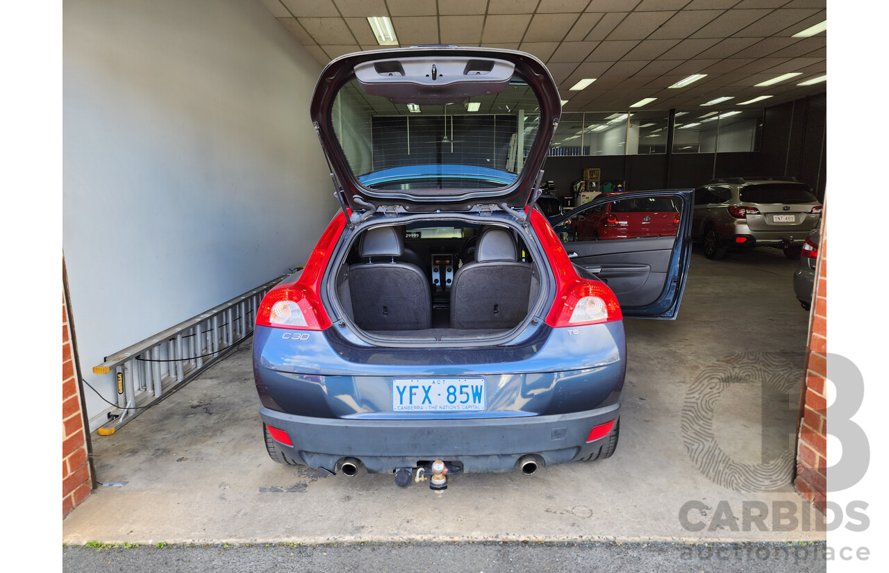 05/2007 Volvo C30 T5  3d Hatchback Blue 2.5L