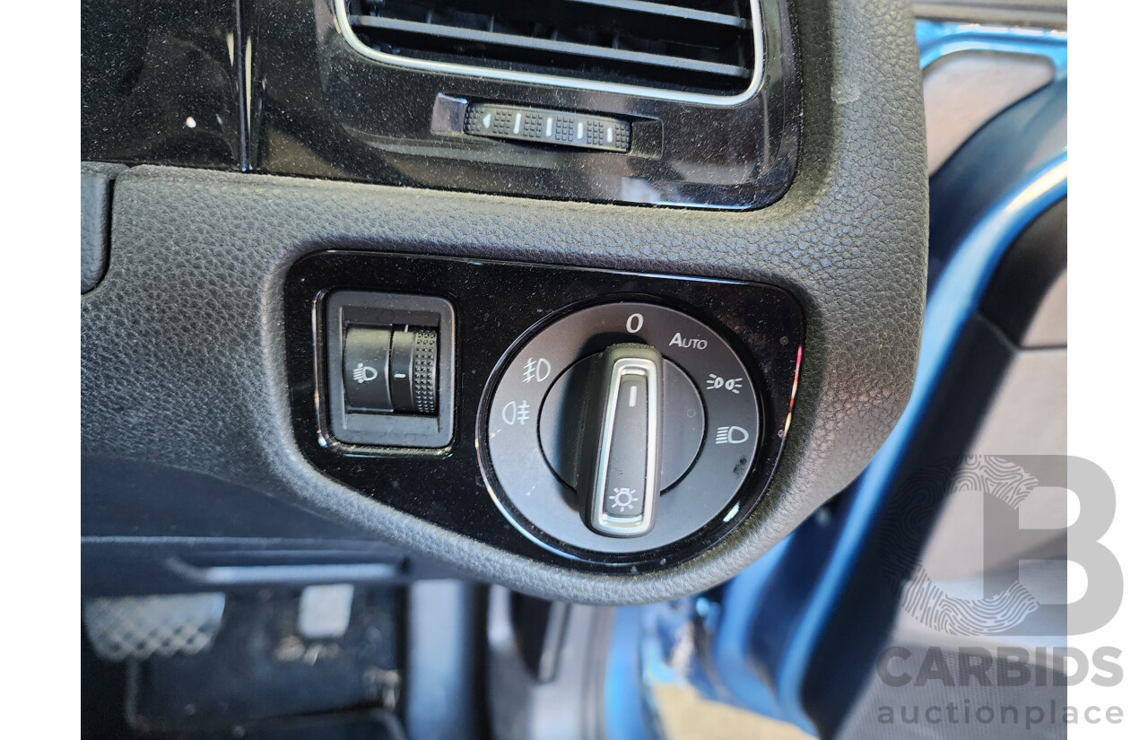 06/2013 Volkswagen Golf 103 TSI Highline AU 5d Hatchback Blue 1.4L
