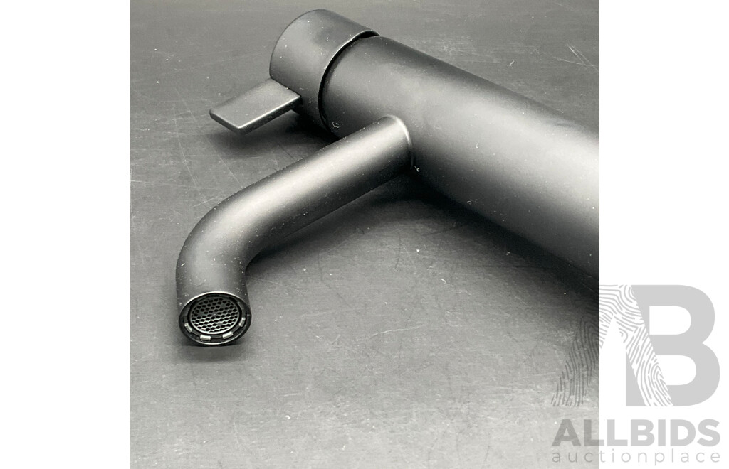 CLARK Round Blade Tower Basin Mixer (Matte Black) - Lot of 3