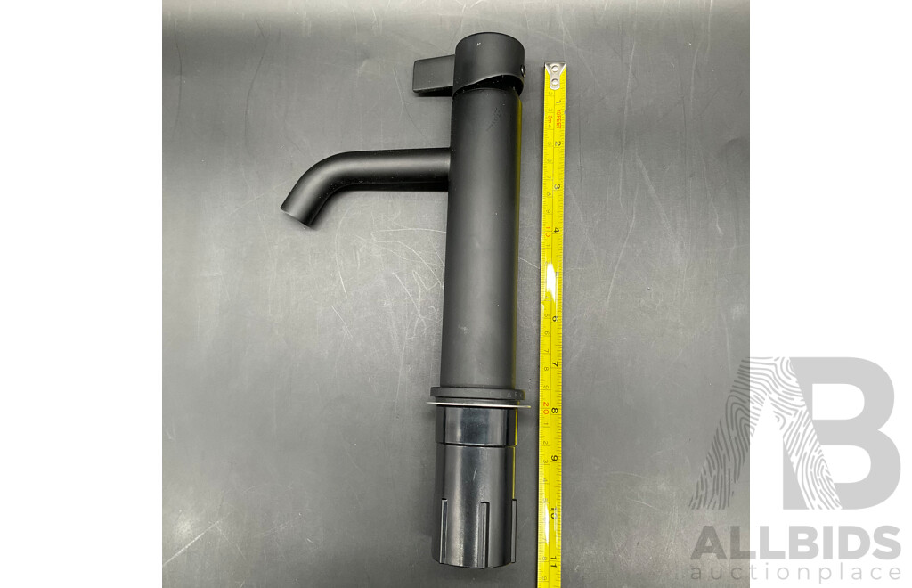 CLARK Round Blade Tower Basin Mixer (Matte Black) - Lot of 3