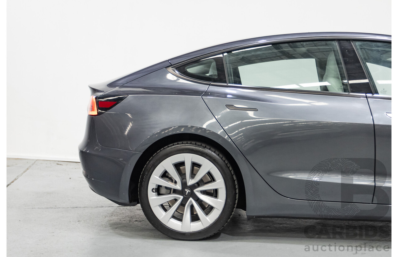 4/2022 Tesla Model 3 MY22 4d Sedan Midnight Silver Metallic - Dedicated Electric EV 208kW