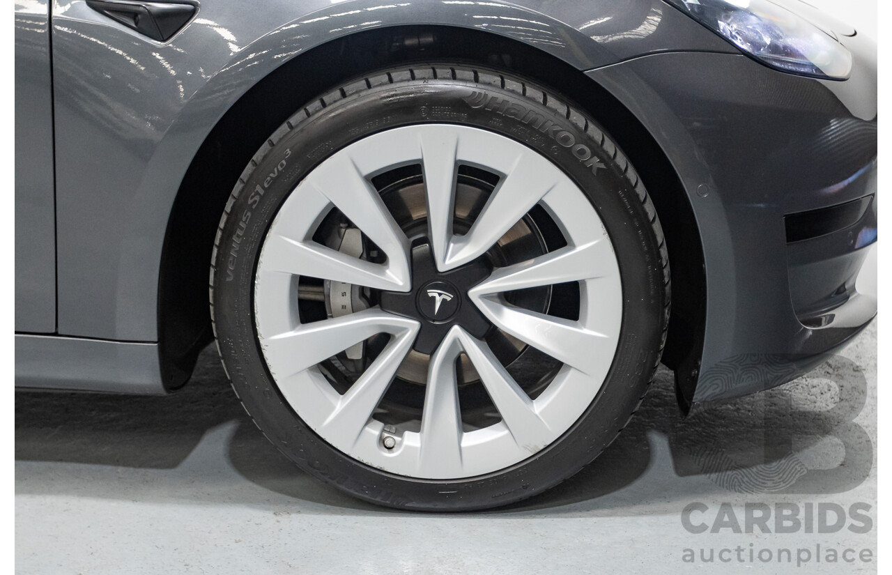 4/2022 Tesla Model 3 MY22 4d Sedan Midnight Silver Metallic - Dedicated Electric EV 208kW