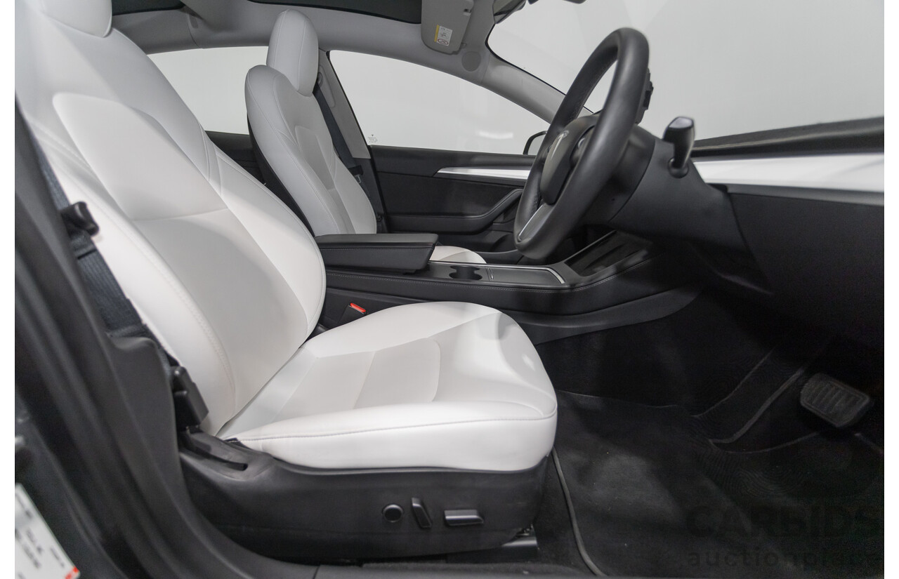 4/2022 Tesla Model 3 MY22 4d Sedan Midnight Silver Metallic - Dedicated Electric EV 208kW