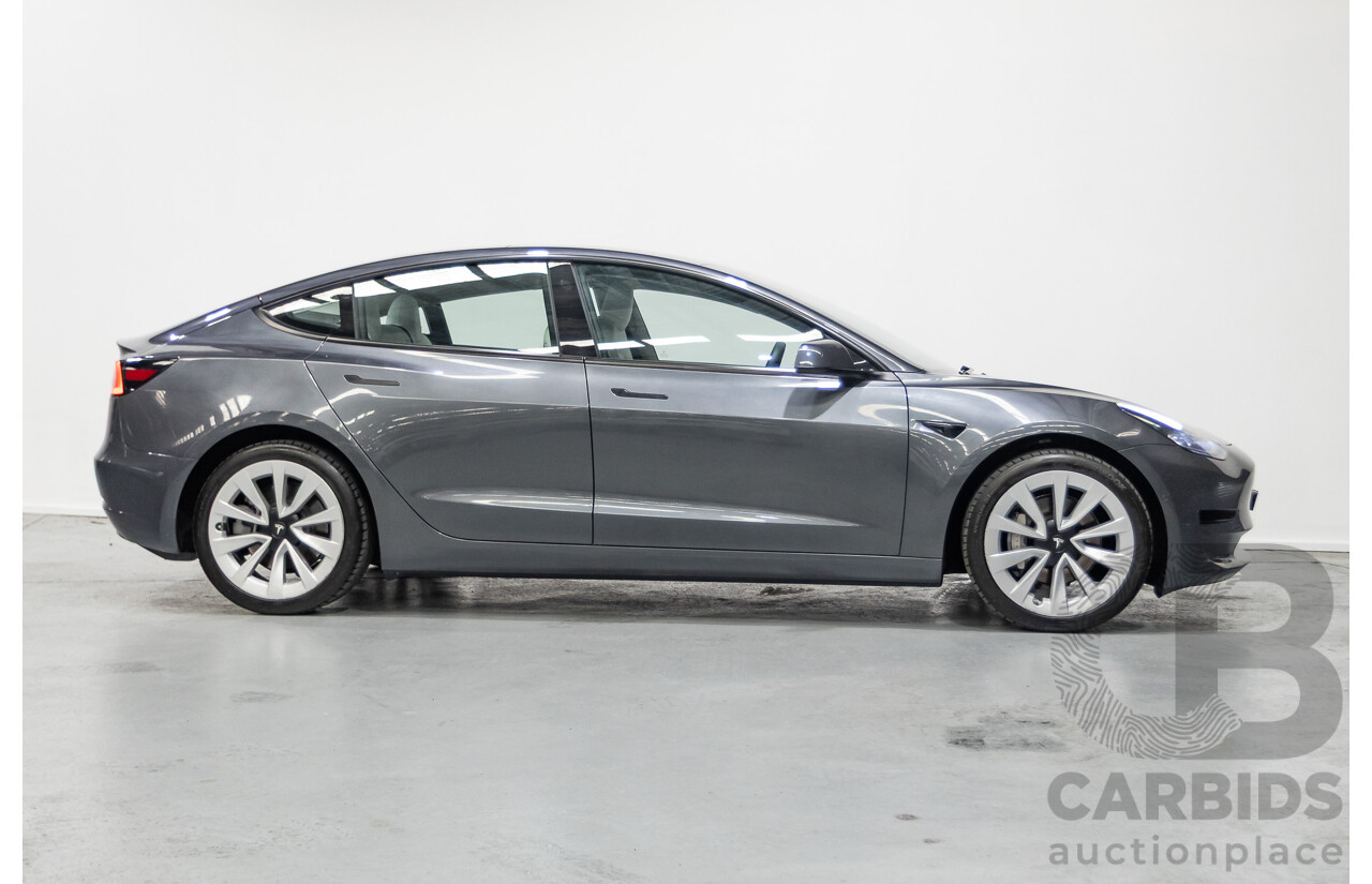 4/2022 Tesla Model 3 MY22 4d Sedan Midnight Silver Metallic - Dedicated Electric EV 208kW