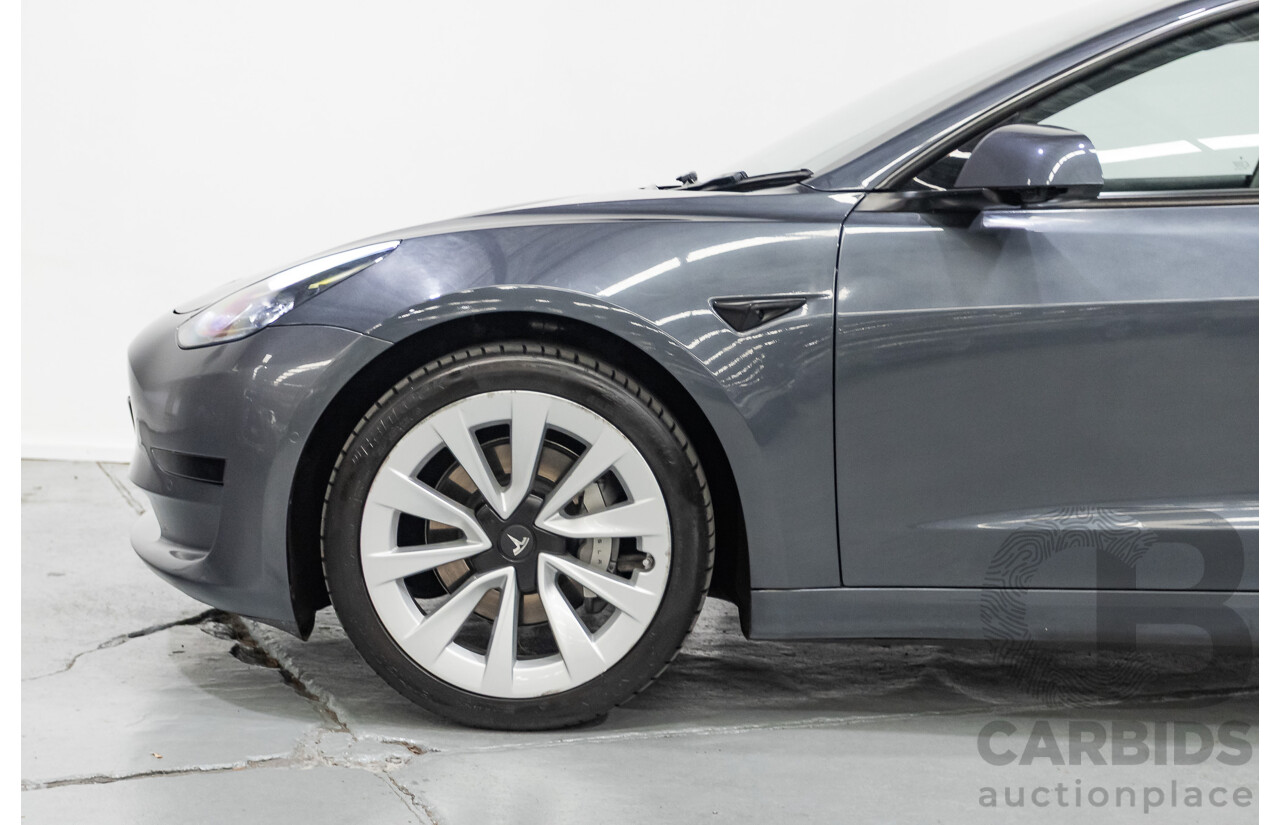 4/2022 Tesla Model 3 MY22 4d Sedan Midnight Silver Metallic - Dedicated Electric EV 208kW