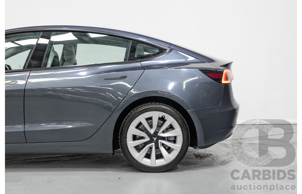 4/2022 Tesla Model 3 MY22 4d Sedan Midnight Silver Metallic - Dedicated Electric EV 208kW