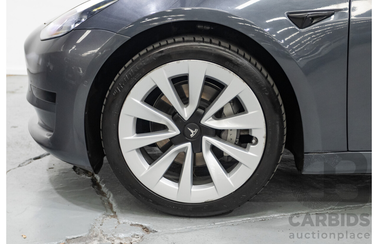 4/2022 Tesla Model 3 MY22 4d Sedan Midnight Silver Metallic - Dedicated Electric EV 208kW