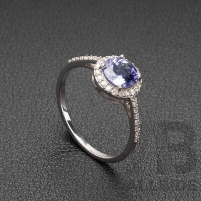 9ct White Gold Dress Ring with Tanzanite & Diamonds - Size N.5
