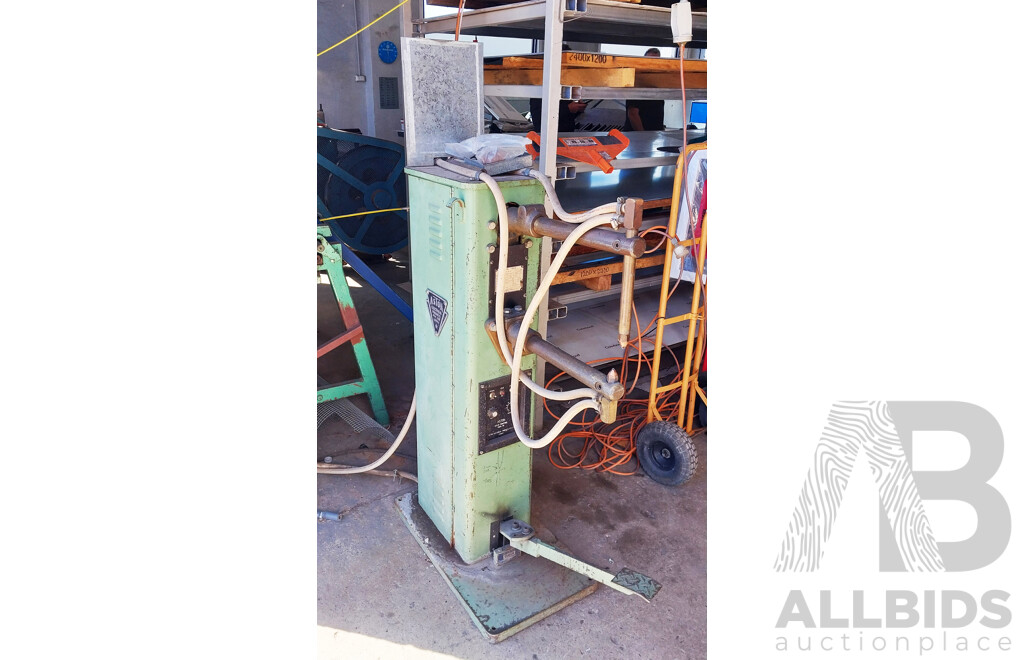 Aston Model 119H Spot Welder