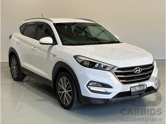 10/2015 Hyundai Tucson Active X (FWD) TL 4D Wagon White 2.0L