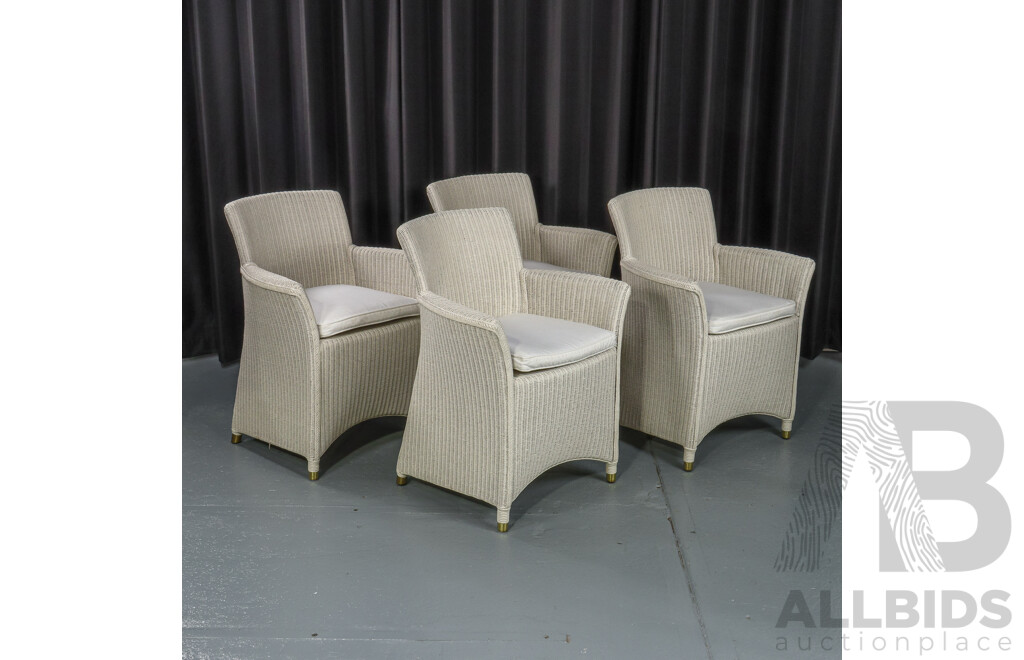 Vincent Sheppard Five Piece Woven Outdoor Patio Set