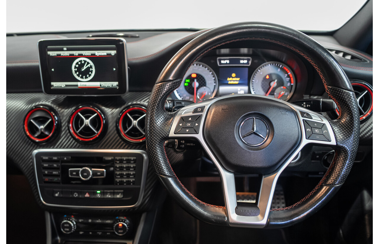 07/2015 Mercedes-Benz A250 Sport 176 MY15 5D Hatchback Calcite White Turbo 2.0L