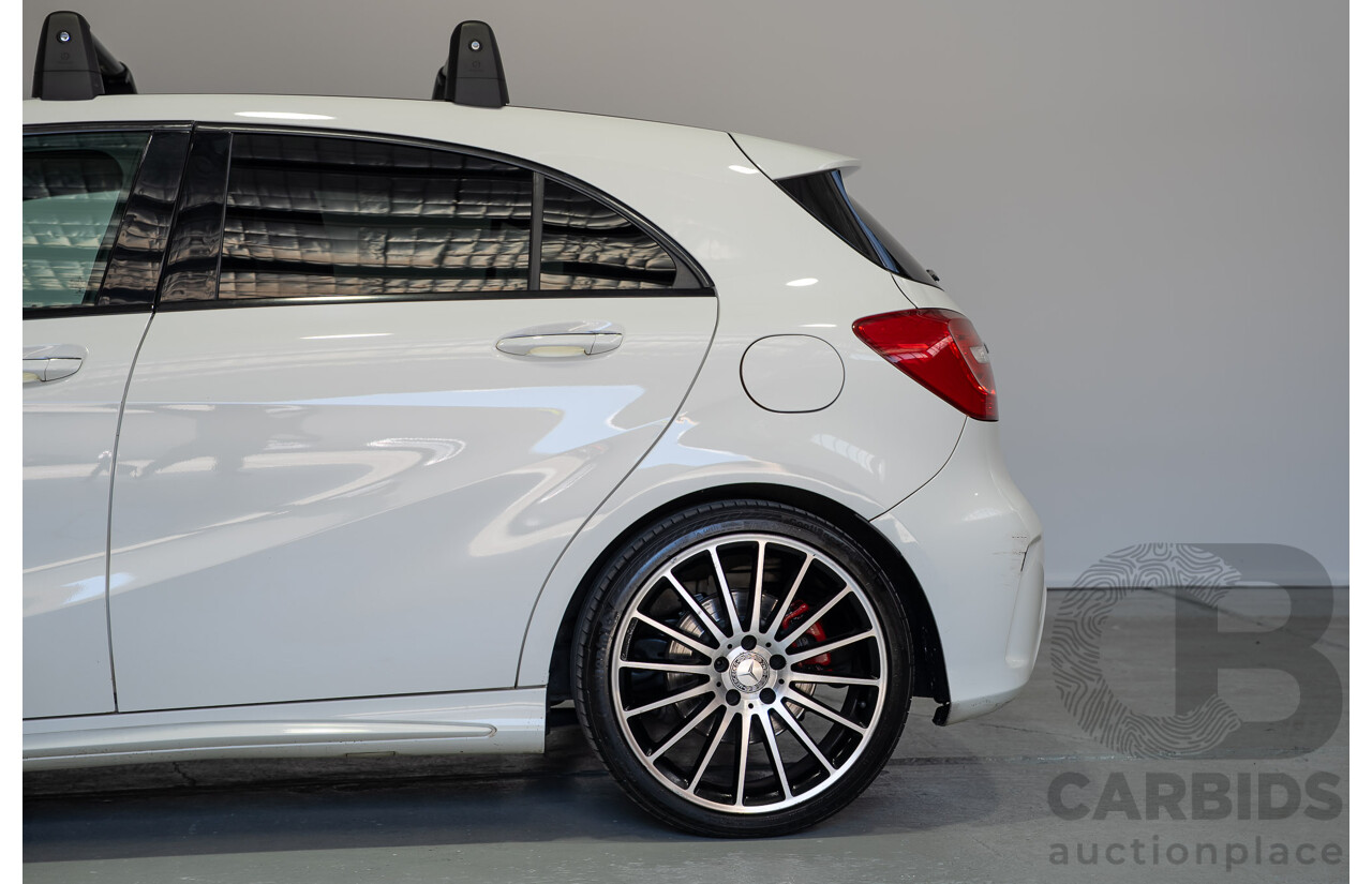 07/2015 Mercedes-Benz A250 Sport 176 MY15 5D Hatchback Calcite White Turbo 2.0L