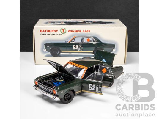 AUTOart 1967 Ford XR Falcon GT Sedan Bathurst Winner Firth / Gibson (86710) Signed COA 1:18 Scale Model Car