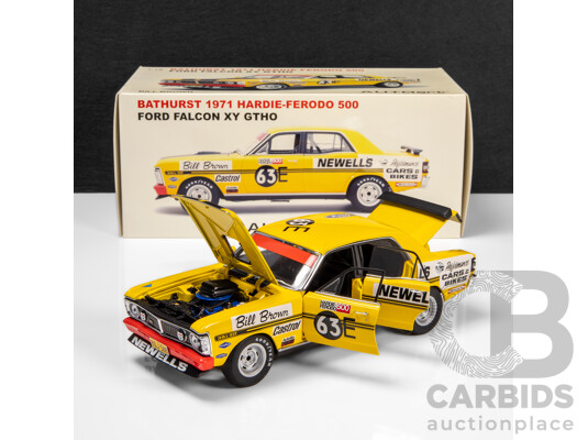 AUTOart 1971 Ford XY Falcon GTHO Sedan Bathurst Bill Brown (87112) Signed COA 1:18 Scale Model Car
