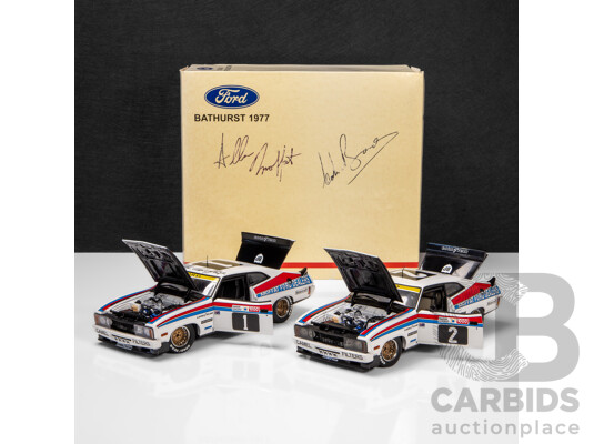 AUTOart 1977 Ford XC Falcon Hardtop Coupe Bathurst Winner 1-2 Finish TWIN SET Moffat / Bond (87712) Signed Box, COA and Cars 1:18 Scale Model Cars