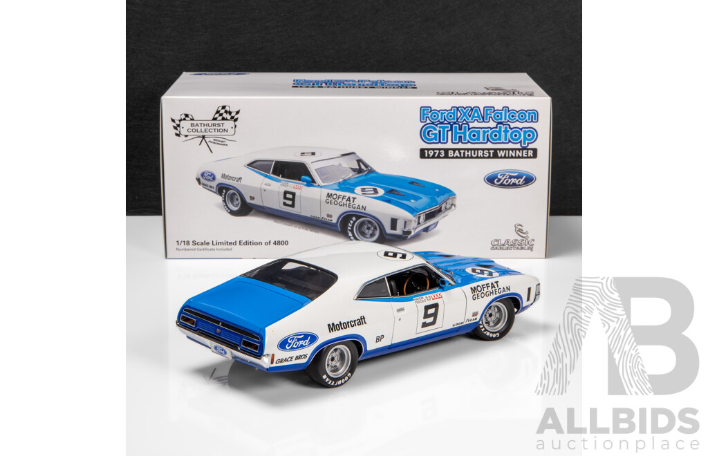 Classic Carlectables 1973 Ford XA Falcon GT Hardtop Bathurst Winner Moffat & Geoghegan #9 White (18225) 1:18 Scale Model Car