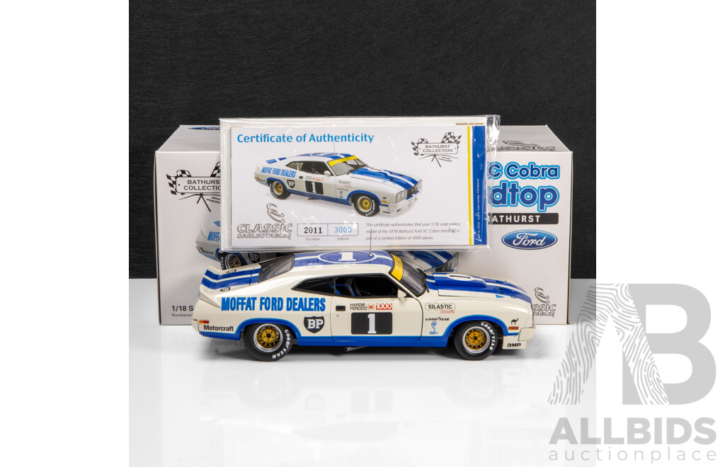 Classic Carlectables 1978 Ford XC Cobra Hardtop Bathurst Moffat / Ickx #1 (18326) 1:18 Scale Model Car