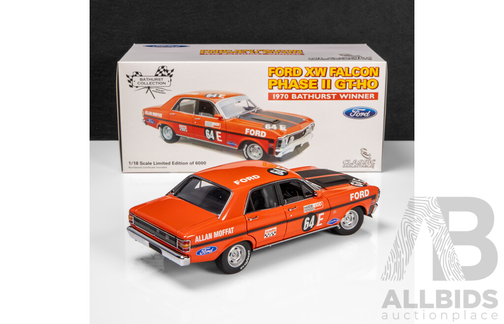 Classic Carlectables 1970 Ford XW Falcon Phase II GT-HO Allan Moffat #64E Bathurst Winner (18158) 1:18 Scale Model Car