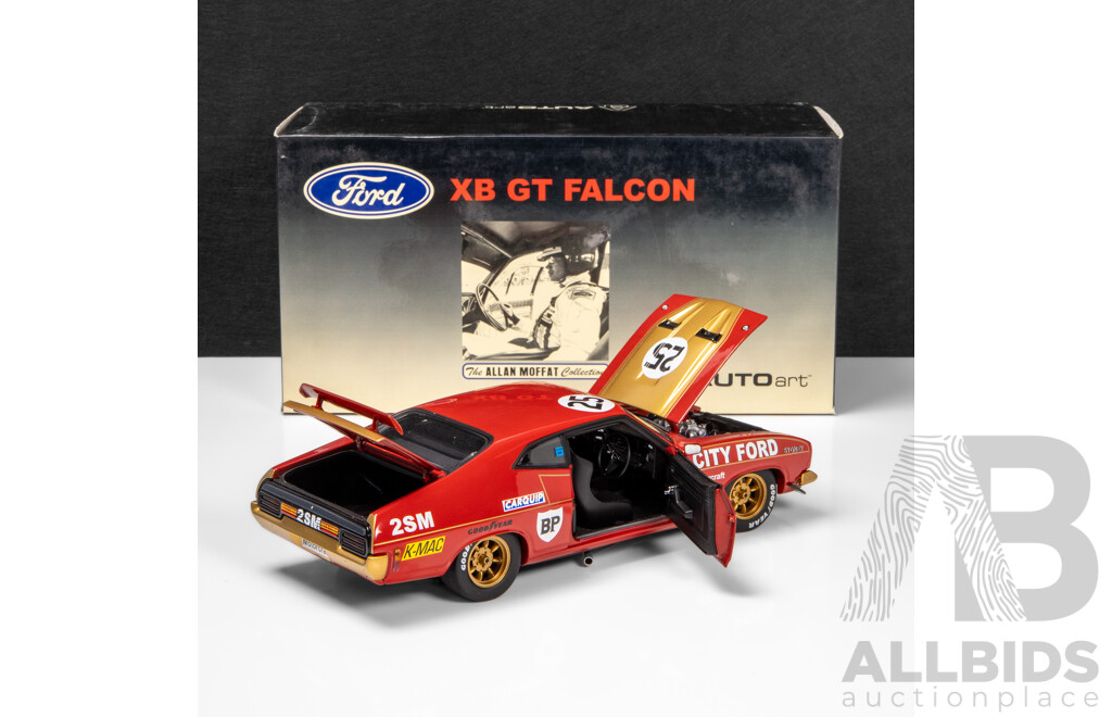 AUTOart 1975 Ford XB Falcon GT Coupe City Ford #25 Moffat / Geoghegan, Signed COA (87511) 1:18 Scale Model Car