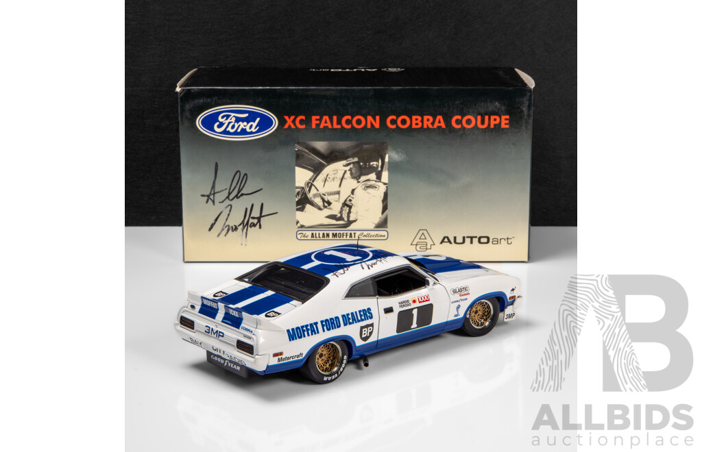 AUTOart 1978 Ford XC Cobra Coupe Bathurst 1000 #1 Moffat / Ickx (87612) Signed Box, Car & COA 1:18 Scale Model Car
