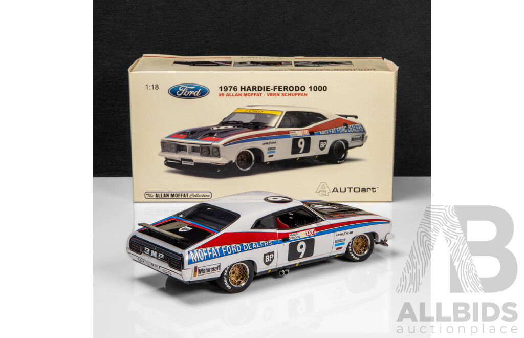 AUTOart 1976 Ford XB GT Hardtop Coupe Bathurst 1000 #9 Moffat / Schuppan (87613) Signed COA 1:18 Scale Model Car