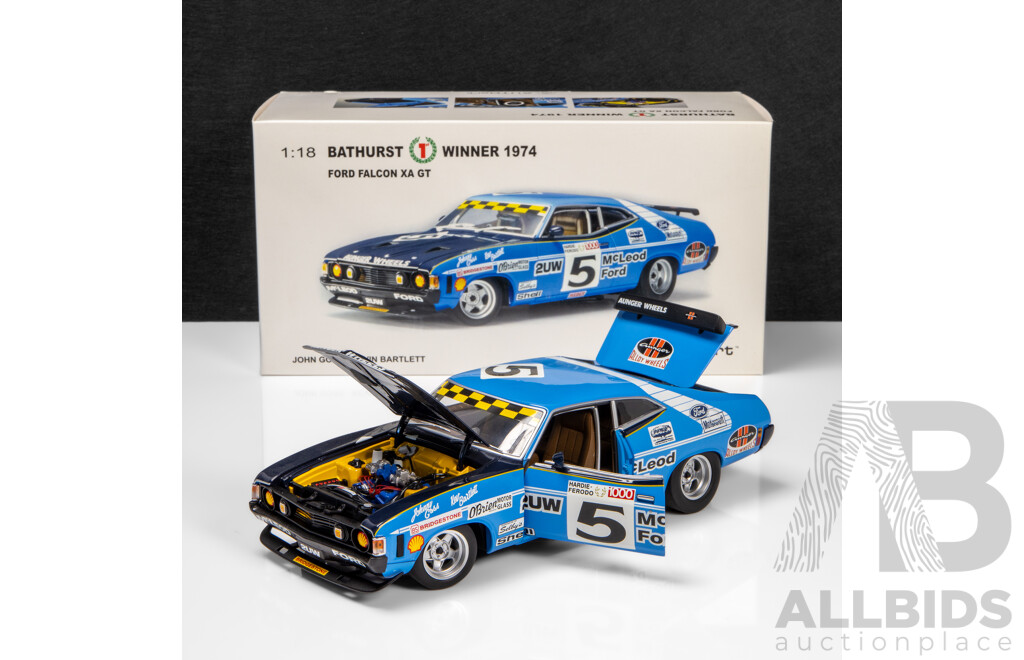 AUTOart 1974 Ford XA GT Hardtop Coupe Bathurst Winner #5 Goss / Bartlett (87412) Signed COA 1:18 Scale Model Car