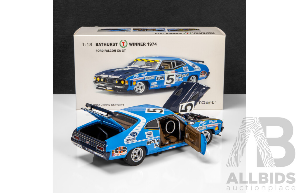 AUTOart 1974 Ford XA GT Hardtop Coupe Bathurst Winner #5 Goss / Bartlett (87412) Signed COA 1:18 Scale Model Car