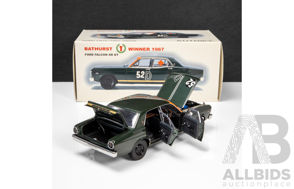 AUTOart 1967 Ford XR Falcon GT Sedan Bathurst Winner Firth / Gibson (86710) Signed COA 1:18 Scale Model Car