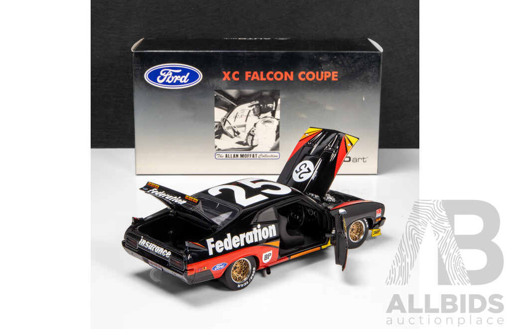 AUTOart 1979 Ford XC Falcon Hardtop Coupe Bathurst Moffat / Fitzpatrick (87911) Signed COA 1:18 Scale Model Car