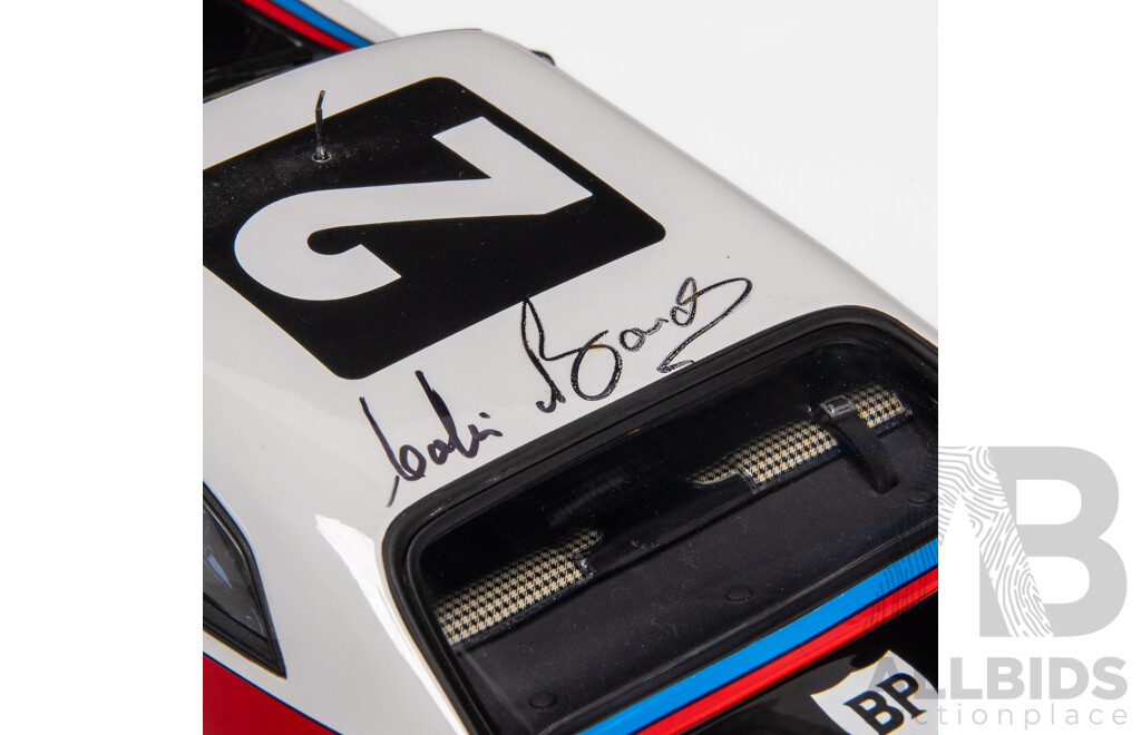 AUTOart 1977 Ford XC Falcon Hardtop Coupe Bathurst Winner 1-2 Finish TWIN SET Moffat / Bond (87712) Signed Box, COA and Cars 1:18 Scale Model Cars